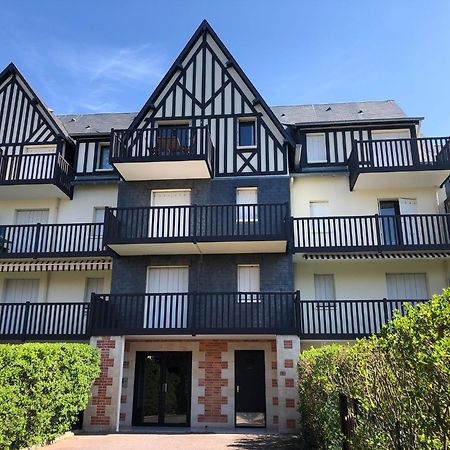 Le Petit Navire - Acces Direct Plage Cabourg Exterior foto