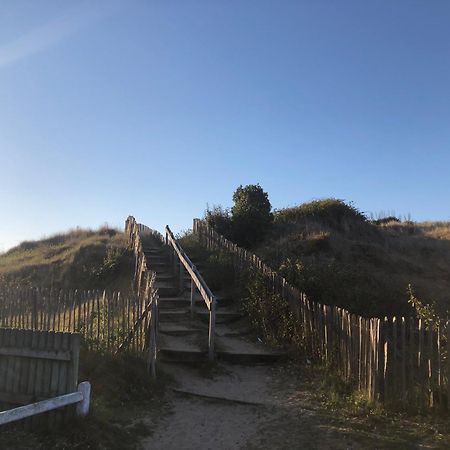 Le Petit Navire - Acces Direct Plage Cabourg Exterior foto