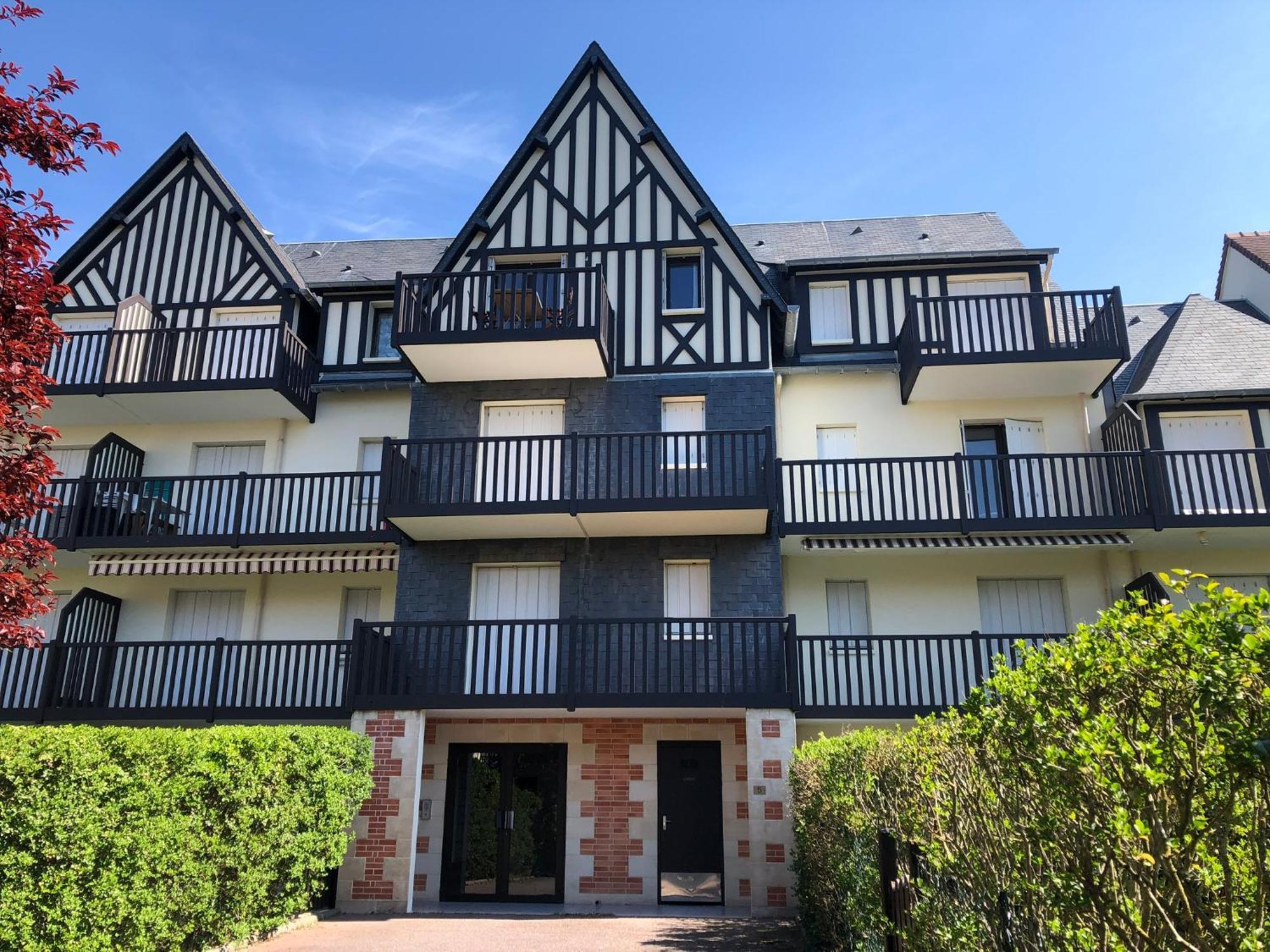 Le Petit Navire - Acces Direct Plage Cabourg Exterior foto